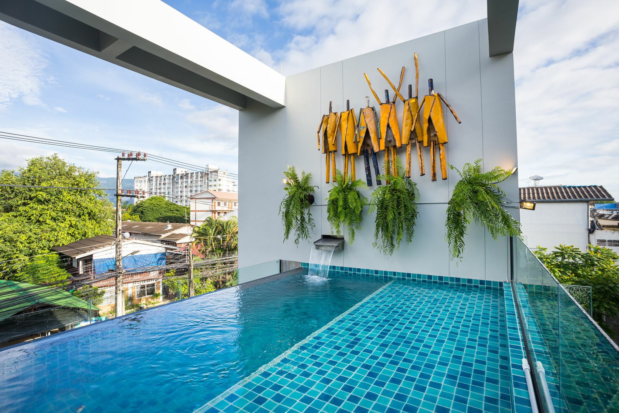 River Art Hotel Chiang Mai Exteriör bild